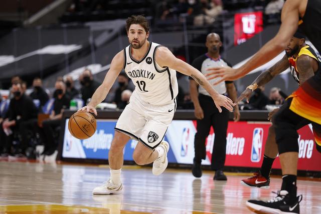 李荣培三年常规合同续约天津 升任球队副队长